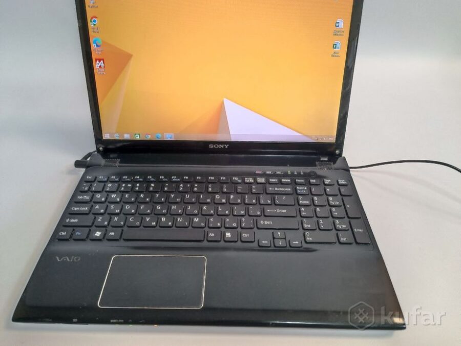 Sony. Для работы,учебы.Экран 15,6. На Intel. DDR III- 8Гб.
