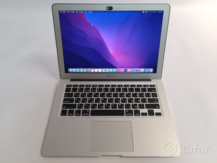 MacBook Air.Экран 13,3''.Intel i5 /8Гб/ SSD. Отличное состояние